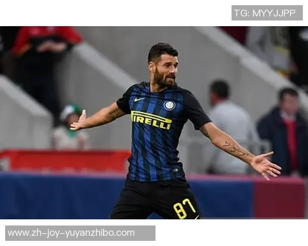 足球运动中的隐秘弱点与提升策略探讨